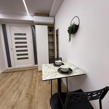 Comfortable Near The Center, Ideal For Couples * Tirana